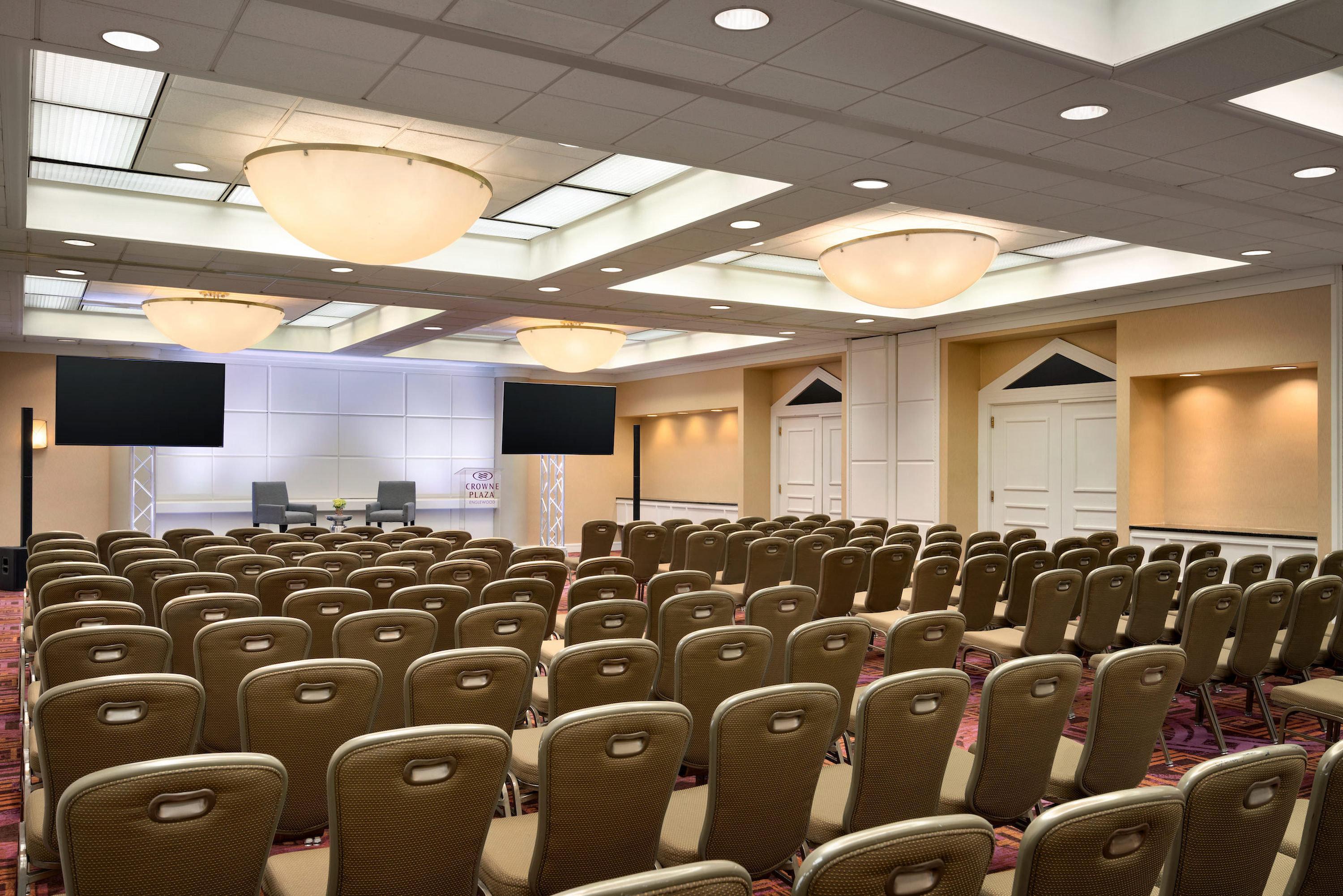 Crowne Plaza Englewood By Ihg Otel Dış mekan fotoğraf
