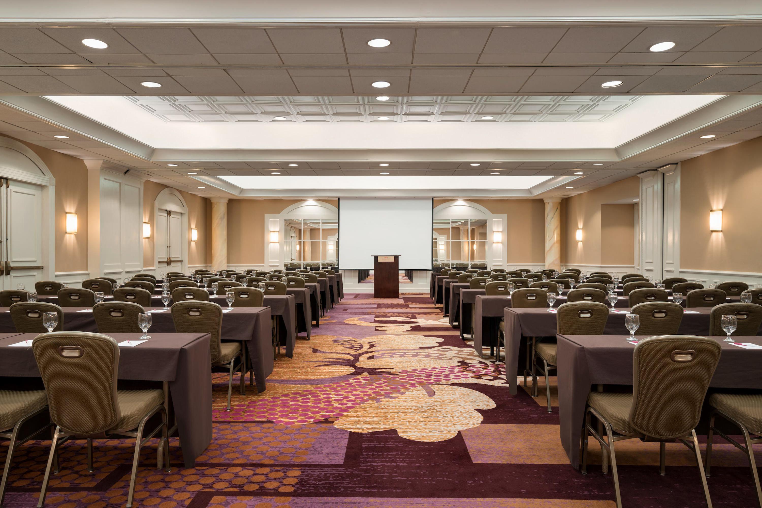 Crowne Plaza Englewood By Ihg Otel Dış mekan fotoğraf