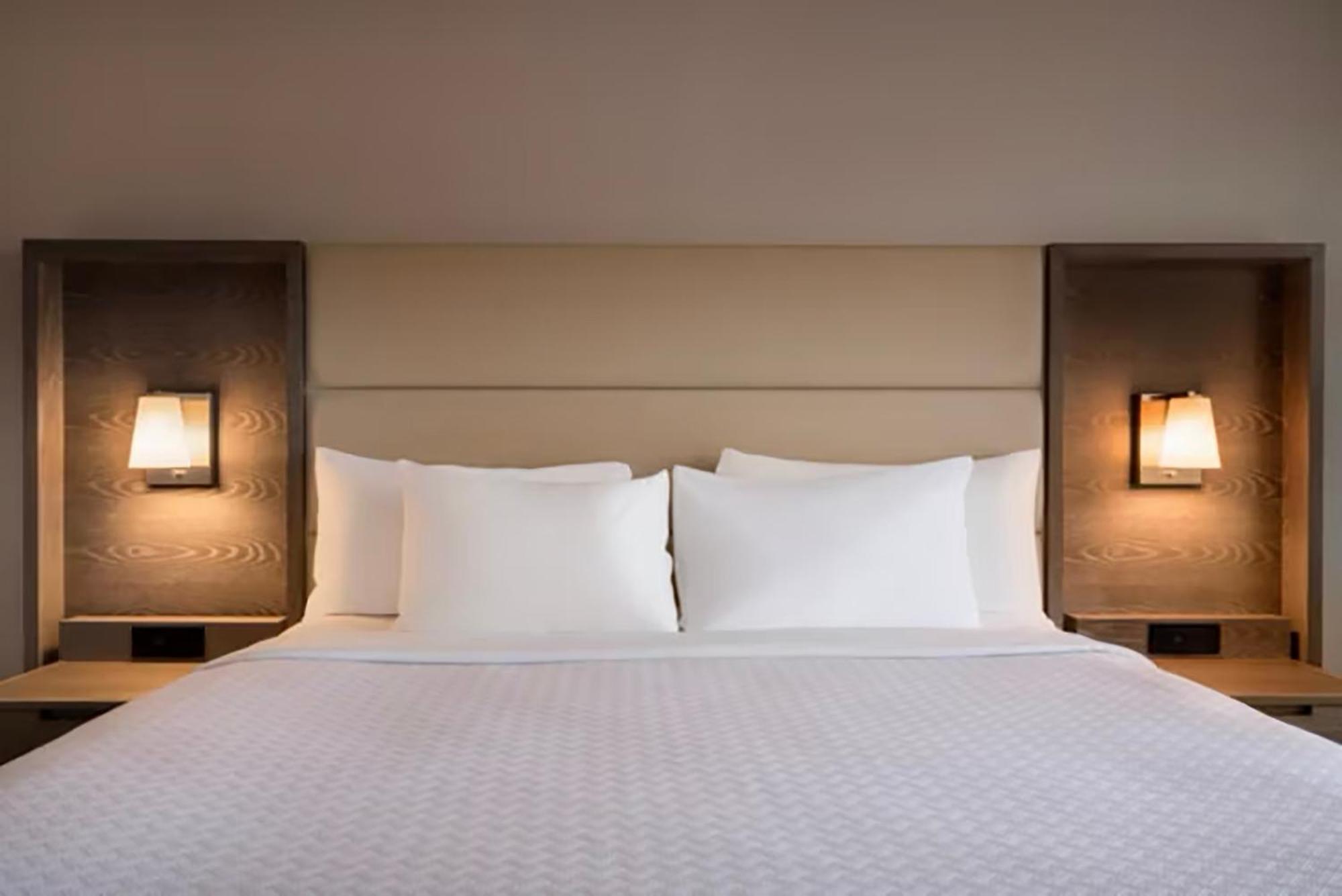 Crowne Plaza Englewood By Ihg Otel Dış mekan fotoğraf